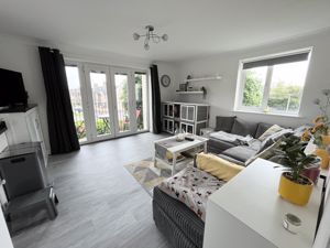 Lounge- click for photo gallery